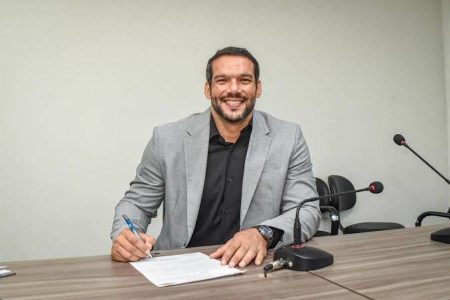 Samir Xaud surge como forte candidato à presidência da CBF com apoio de federações