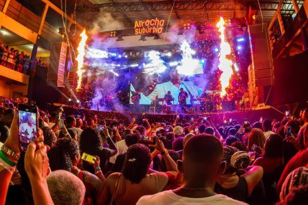 Arrocha Subúrbio lota Periperi Hall e consagra noite inesquecível em Salvador
