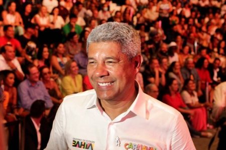 Na China, Jerônimo abandonou reunião por não saber responder questionamentos Na China, Jerônimo abandonou reunião por não saber responder questionamentos