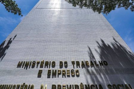 Ministério do Trabalho quintuplica verba para ONGs ligadas a sindicatos sob investigação 