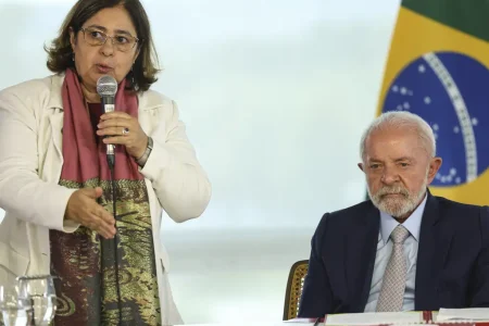 Cida Gonçalves nega insatisfação de Lula e diz que saída não foi por “incompetência”