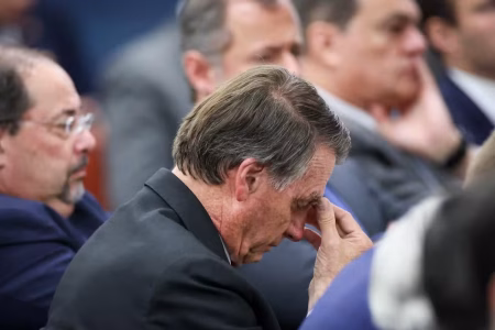 Justiça condena Bolsonaro a pagar R$ 1 milhão por comentários racistas Justiça condena Bolsonaro a pagar R$ 1 milhão por comentários racistas