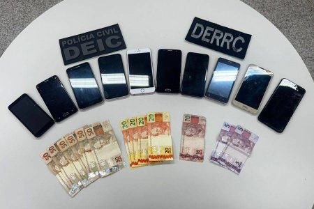 Operação Mãozinha: Polícia prende suspeitos e celulares roubados em Salvador