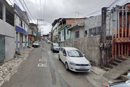 Motociclista por aplicativo é baleado após deixar passageiro no bairro da Mata Escura