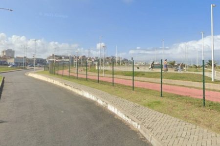 Homem é morto com tiro na cabeça em ciclovia do Parque dos Ventos Homem é morto com tiro na cabeça em ciclovia do Parque dos Ventos