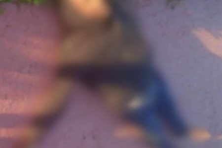 Homem é morto a tiros na orla da Boca do Rio em Salvador