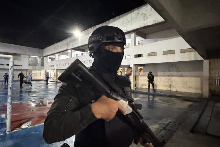 Mulher é flagrada com maconha escondida nas partes íntimas ao tentar entrar em presídio de Feira de Santana