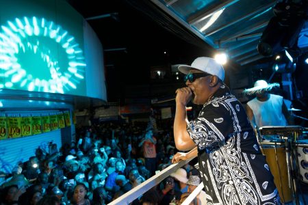 Psirico celebra cultura e afeto no Arrastão do MV com recorde de público no Engenho Velho Psirico celebra cultura e afeto no Arrastão do MV com recorde de público no Engenho Velho