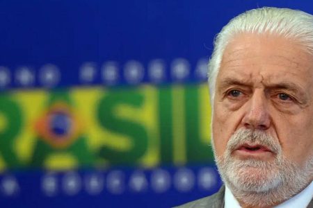 Jaques Wagner vê poucas chances de adiar tarifa dos EUA sobre produtos brasileiros Jaques Wagner vê poucas chances de adiar tarifa dos EUA sobre produtos brasileiros
