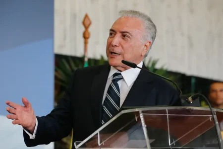 Na Bahia, Temer diz que Brasil precisa de “paizão” e que presidente “não pode tudo”