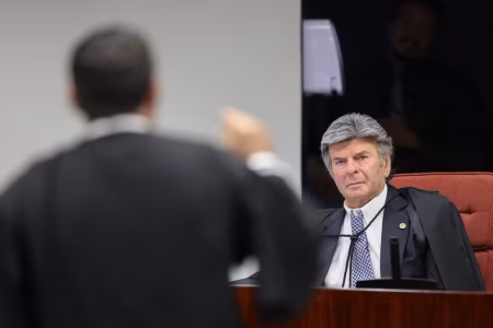 Fux foi contra tornozeleira em Bolsonaro; veja os argumentos do ministro do STF Fux foi contra tornozeleira em Bolsonaro; veja os argumentos do ministro do STF