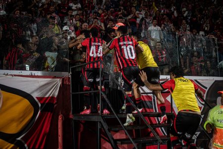 Vitória encara hoje o embalado Mirassol; veja onde assistir