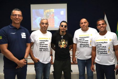 André Eloy, Thiancle Araújo e Ito de Bêga defendem regulamentação da queima de espadas durante intercâmbio cultural