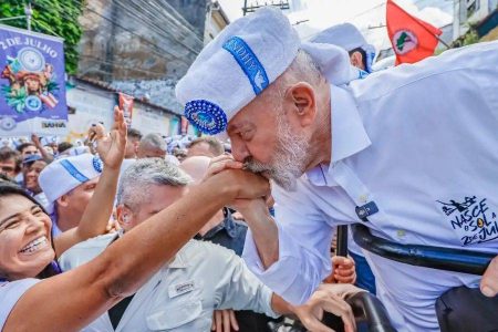 Lula propõe transformar 2 de Julho em Dia Nacional da Consolidação da Independência Lula propõe transformar 2 de Julho em Dia Nacional da Consolidação da Independência