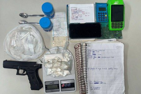 Casal é preso por tráfico de drogas no interior da Bahia