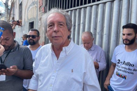 Após abandonar Lula no IOF, Paulo Magalhães diz que PSD está com presidente