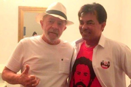 Empresário que já recebeu Lula, Janja e Dirceu em mansão na Bahia rompe com o PT após 30 anos Empresário que já recebeu Lula, Janja e Dirceu em mansão na Bahia rompe com o PT após 30 anos
