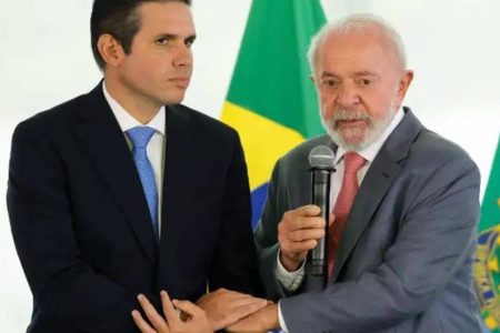 Hugo Motta cancela sessão da CCJ sobre projeto que equipara facções a terroristas