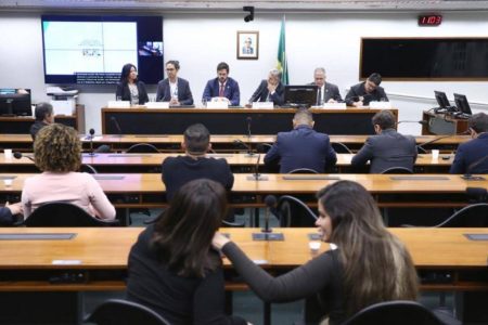Fim da aprovação automática de alunos; Veja como votaram os deputados baianos