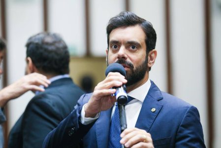 Deputado critica governo de Jerônimo e afirma: “Todas as pesquisas mostram Neto à frente”