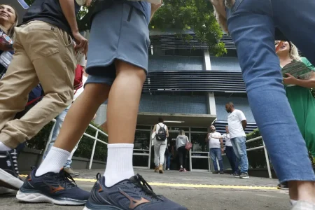 Penas mais duras para crimes em escolas entram em vigor