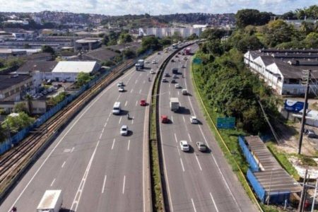 Feriado de Corpus Christi deve movimentar cerca de 600 mil veículos nas rodovias baianas