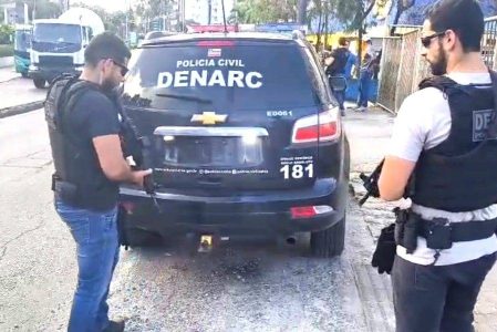 Dupla é presa em flagrante após série de roubos em Salvador