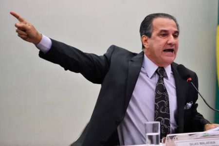 “Vai ter que me prender pra me calar”, diz Malafaia após operação da PF