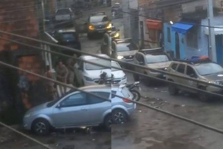 Moradores do Nordeste de Amaralina acordam ao som de tiros