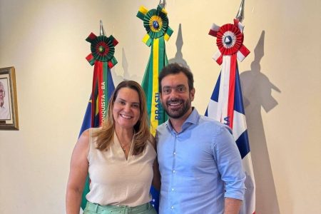 Conquista: Sheila lança marido a estadual e ‘balança a roseira’ da política local