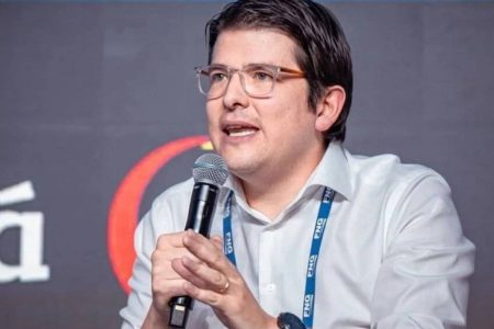 Adolescente é condenado pelo assassinato do senador colombiano Miguel Uribe Turbay