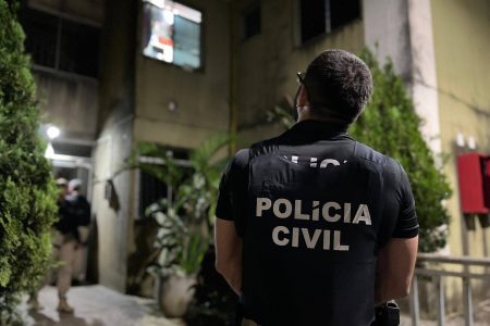 Polícia deflagra Operação Poeta contra grupo envolvido com tráfico e lavagem de dinheiro