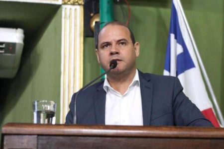 Vereador apresenta projeto que garante transporte gratuito para desempregados em Salvador Vereador apresenta projeto que garante transporte gratuito para desempregados em Salvador