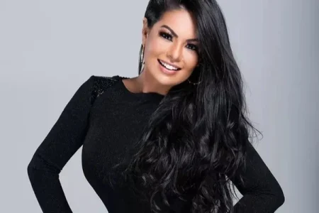 Gravação do DVD da Calcinha Preta faz homenagem emocionante a Paulinha Abelha