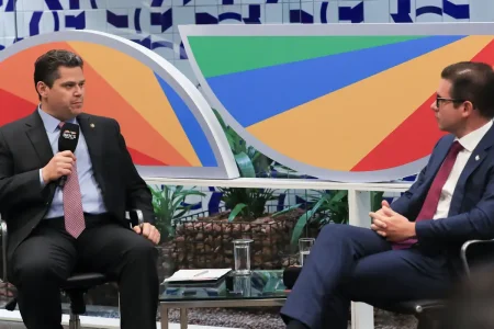 Pressão bolsonarista nas redes sociais atinge Hugo Motta e Davi Alcolumbre Pressão bolsonarista nas redes sociais atinge Hugo Motta e Davi Alcolumbre