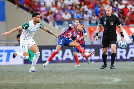 Bahia vence o Palmeiras na Fonte Nova e segue no G-6 do Brasileirão