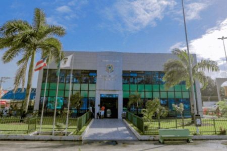 Falta de transporte público mobiliza Câmara de Simões Filho Falta de transporte público mobiliza Câmara de Simões Filho