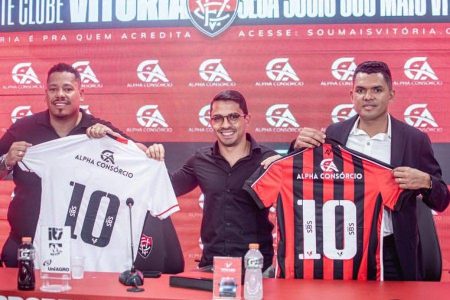 Vitória anuncia nova patrocinadora e marca ocupará as costas da camisa