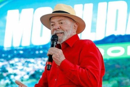Lula autoriza União a recuperar terreno bilionário do Exército para ferrovias em Brasília