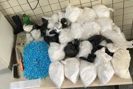 Polícia apreende mais de 26 kg de drogas em Camaçari