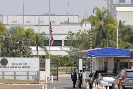 Embaixada dos EUA critica atuação de Alexandre de Moraes em caso envolvendo Bolsonaro