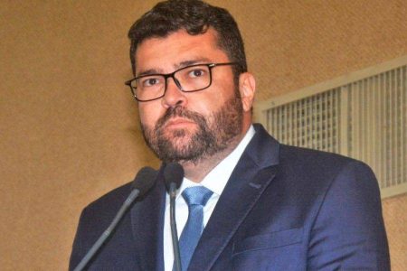 Deputado Marcinho Oliveira deixa União Brasil e se filia ao PRD com aval de Elmar Nascimento