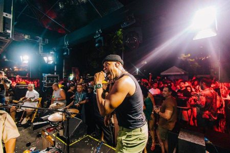 Banda Pagod’art faz show especial no pré-jogo da final da Copa do Nordeste na Fonte Nova