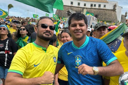 Diego Castro e Capitão Alden participam de ato em defesa de Bolsonaro no 7 de Setembro em Salvador