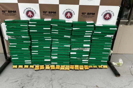 Transportador de drogas é preso com 95 quilos de entorpecentes em operação na BR-415 Transportador de drogas é preso com 95 quilos de entorpecentes em operação na BR-415