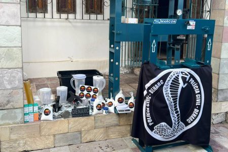 Polícia Civil desmonta laboratório de cocaína e prende líder de facção em Lauro de Freitas