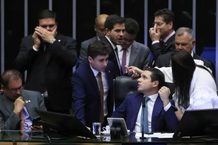 STF confirma que imunidade de deputados federais se estende a parlamentares estaduais e distritais