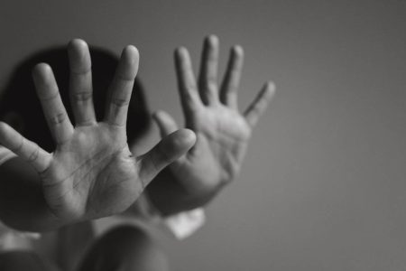 Deputado propõe criação de cadastro público de agressores de mulheres na Bahia