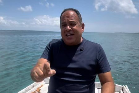 “Será que vai despachar do mar?”, diz Jorge Araújo sobre criação de secretaria da Ponte Salvador-Itaparica “Será que vai despachar do mar?”, diz Jorge Araújo sobre criação de secretaria da Ponte Salvador-Itaparica