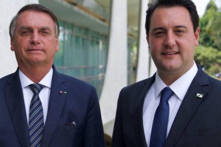Ratinho Jr. critica condenação de Bolsonaro: “O povo não ficar refém de dogmas” Ratinho Jr. critica condenação de Bolsonaro: “O povo não ficar refém de dogmas”